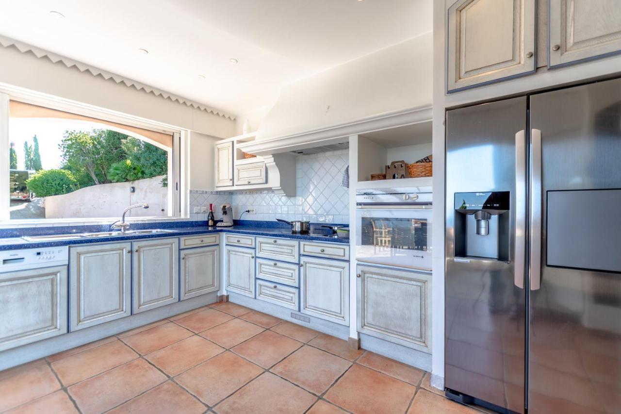 Superbe Villa, Incroyable Vue Mer, Piscine Chauffee, Climatisee Sainte-Maxime Exteriör bild