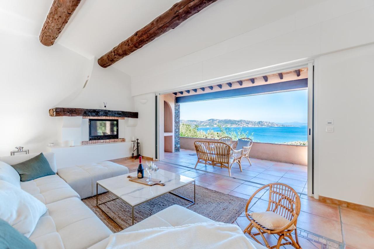 Superbe Villa, Incroyable Vue Mer, Piscine Chauffee, Climatisee Sainte-Maxime Exteriör bild