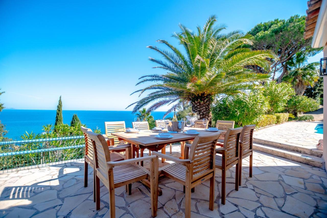 Superbe Villa, Incroyable Vue Mer, Piscine Chauffee, Climatisee Sainte-Maxime Exteriör bild