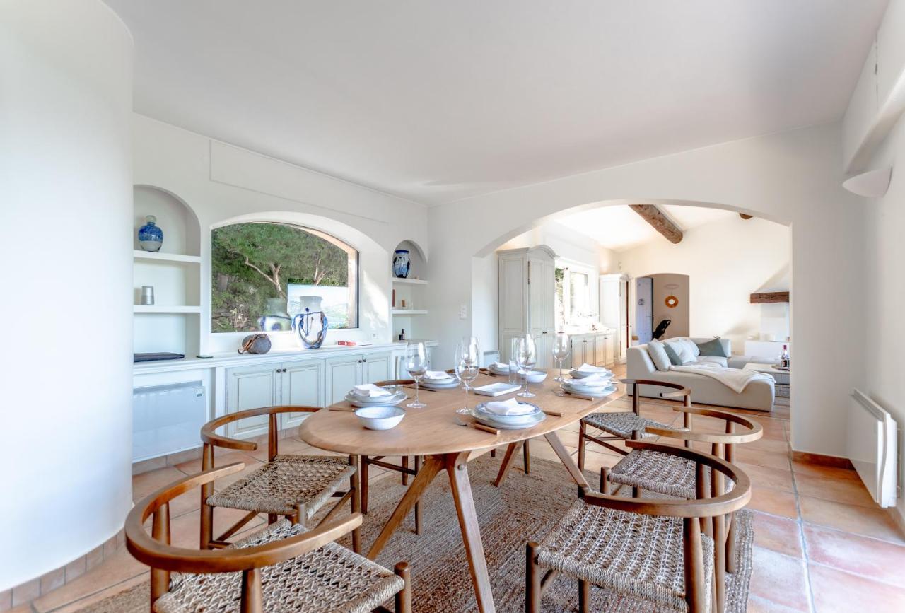 Superbe Villa, Incroyable Vue Mer, Piscine Chauffee, Climatisee Sainte-Maxime Exteriör bild
