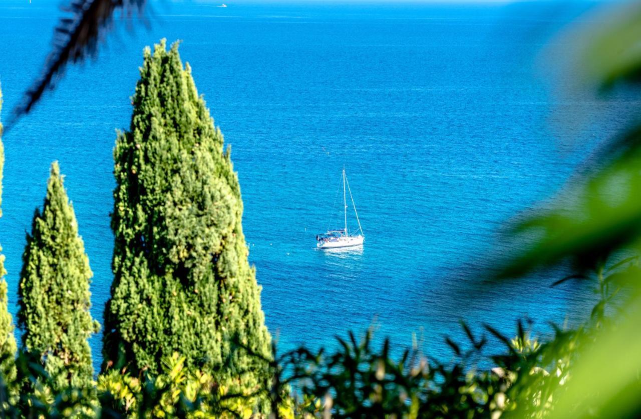 Superbe Villa, Incroyable Vue Mer, Piscine Chauffee, Climatisee Sainte-Maxime Exteriör bild