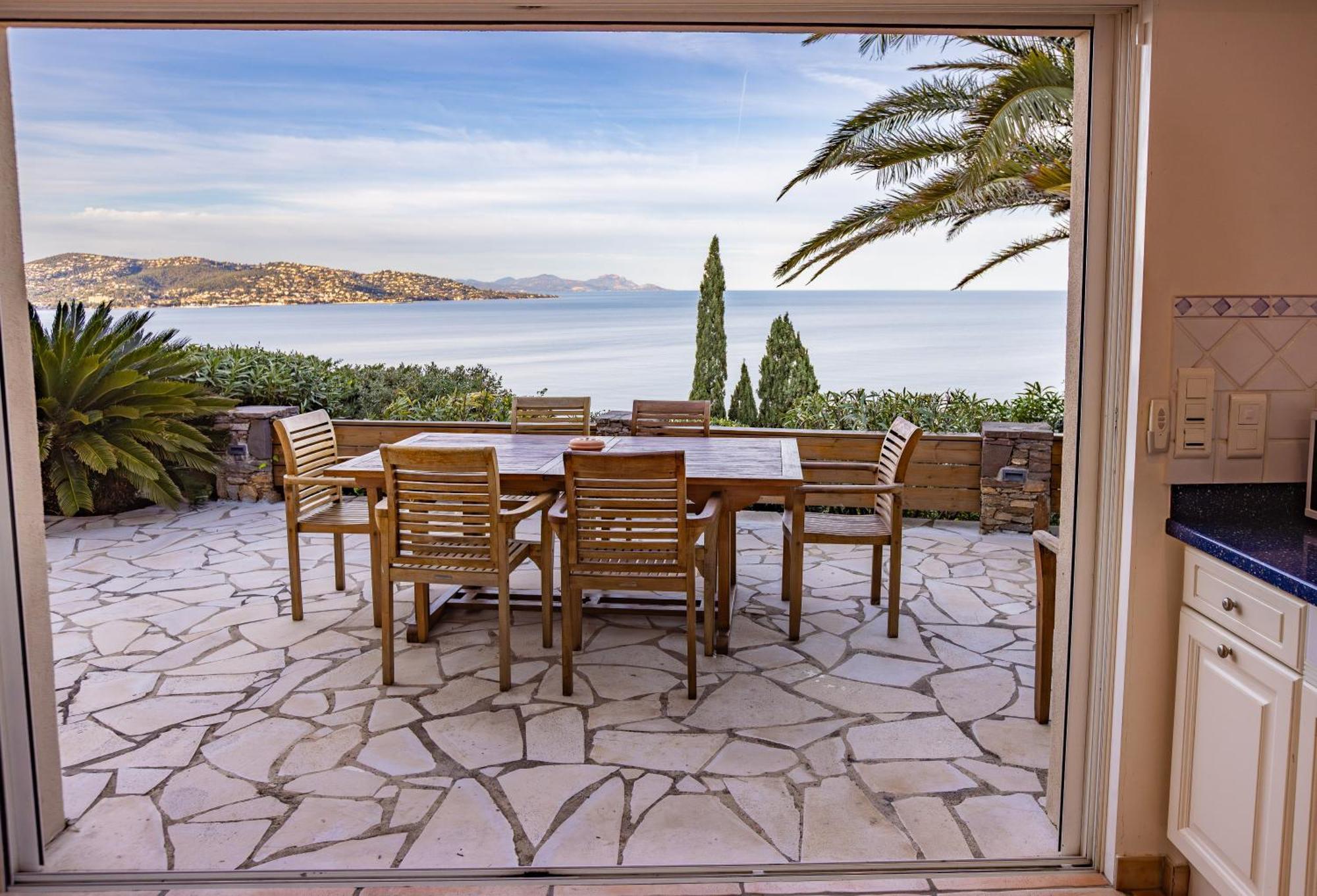 Superbe Villa, Incroyable Vue Mer, Piscine Chauffee, Climatisee Sainte-Maxime Exteriör bild