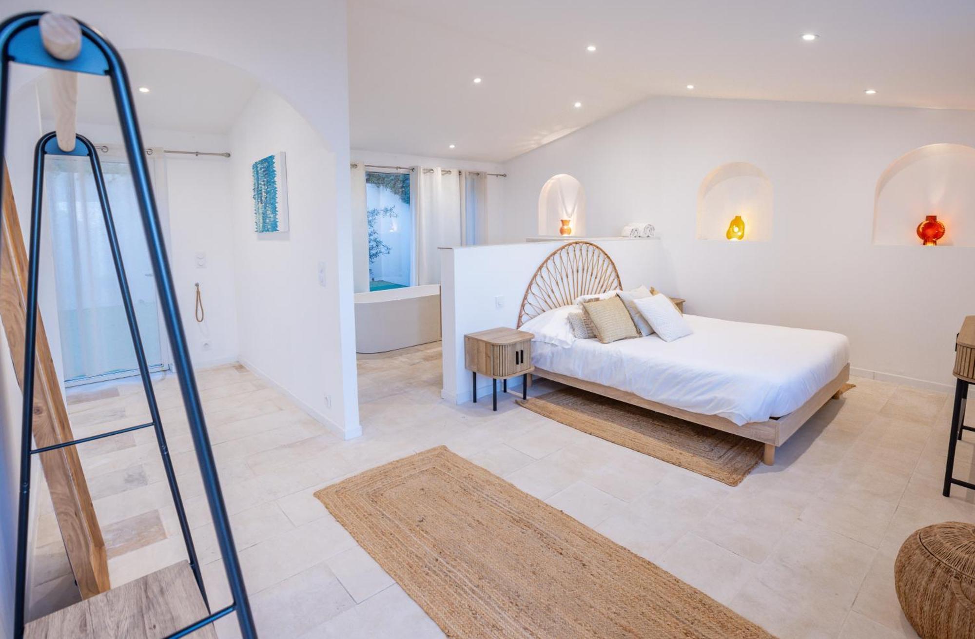 Superbe Villa, Incroyable Vue Mer, Piscine Chauffee, Climatisee Sainte-Maxime Exteriör bild