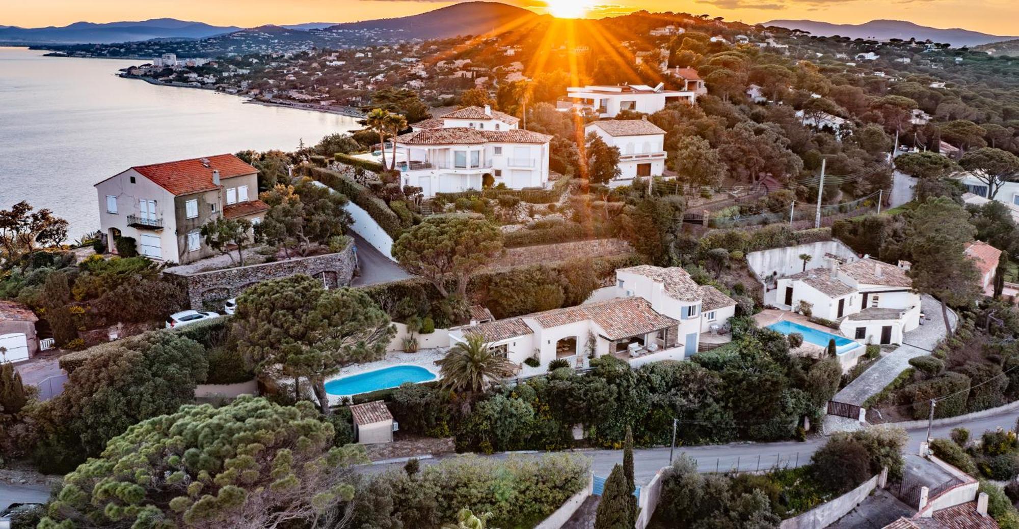 Superbe Villa, Incroyable Vue Mer, Piscine Chauffee, Climatisee Sainte-Maxime Exteriör bild