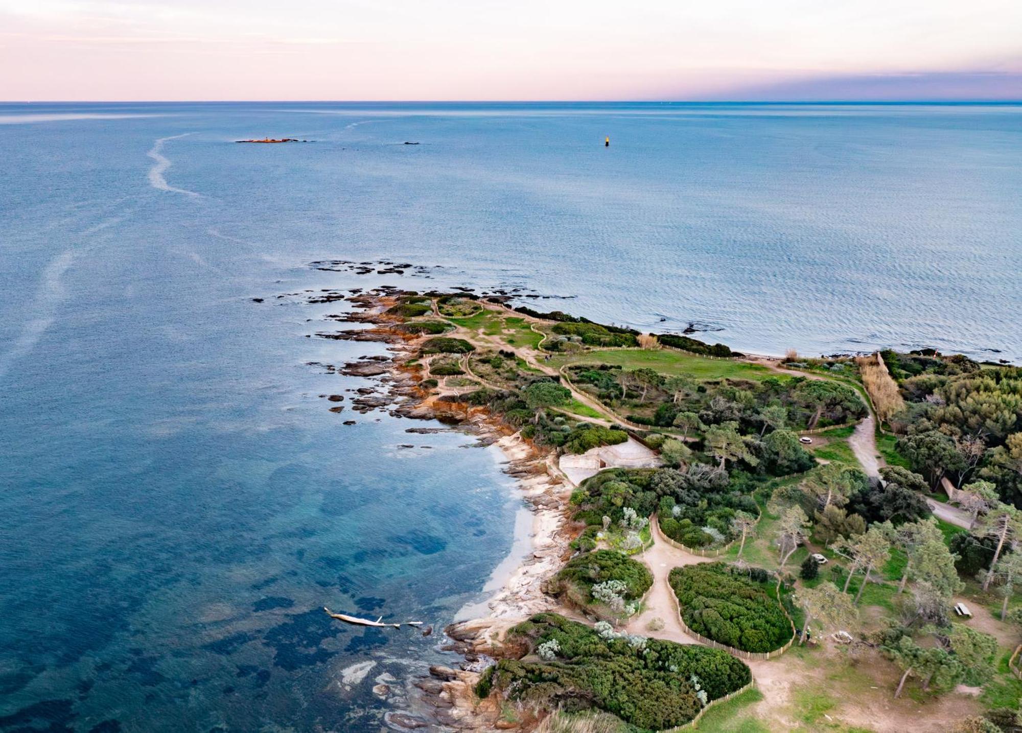 Superbe Villa, Incroyable Vue Mer, Piscine Chauffee, Climatisee Sainte-Maxime Exteriör bild