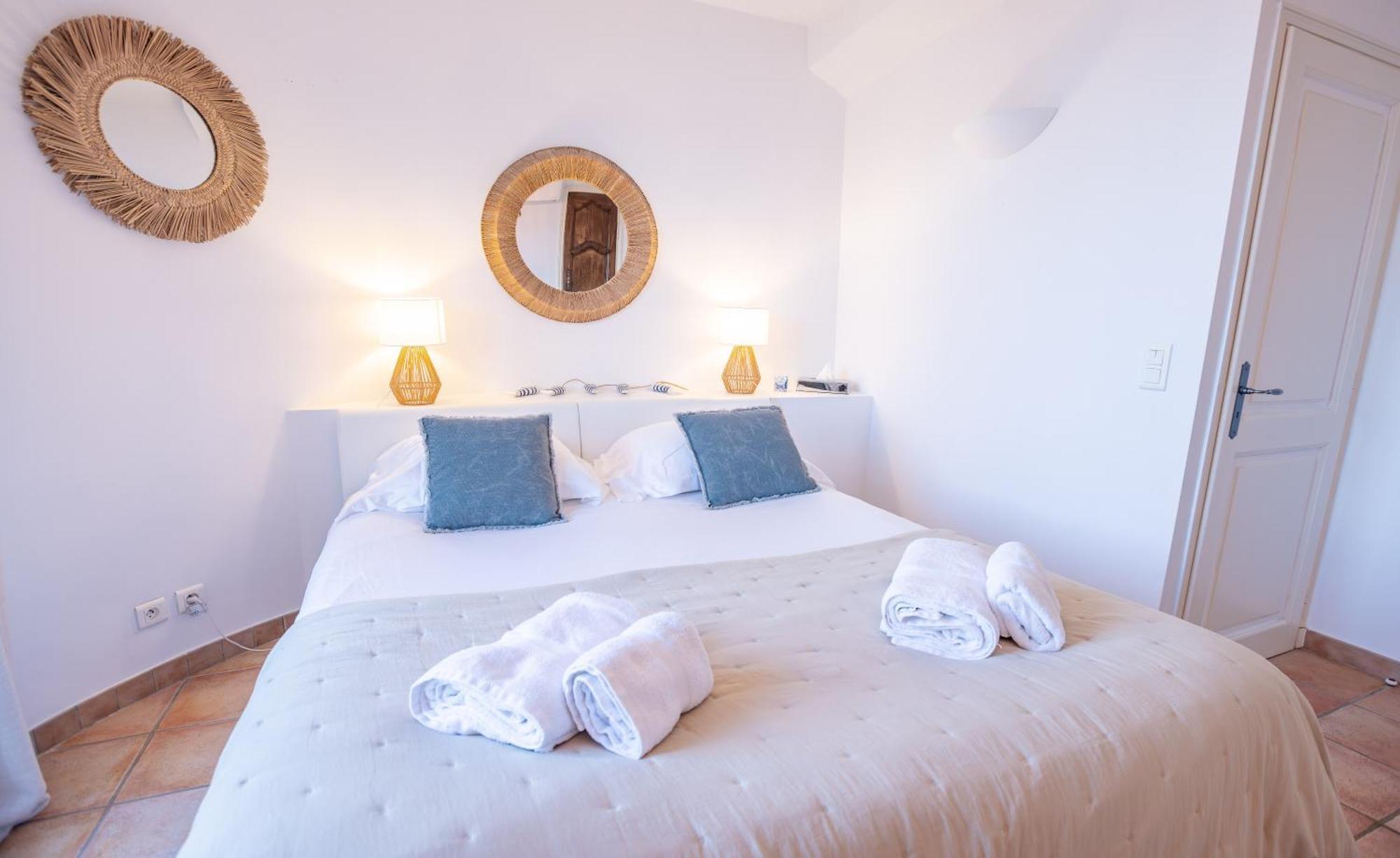 Superbe Villa, Incroyable Vue Mer, Piscine Chauffee, Climatisee Sainte-Maxime Exteriör bild