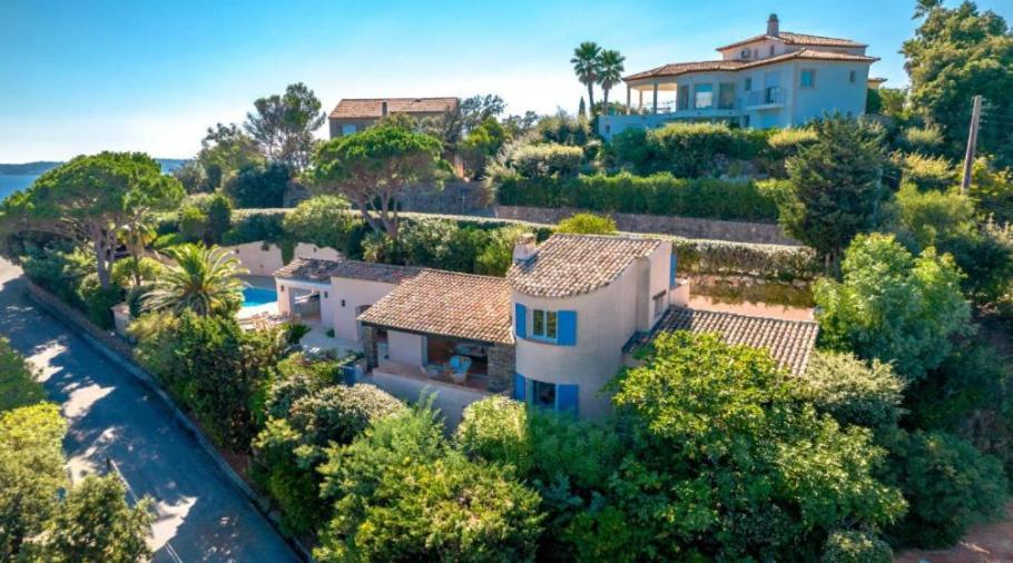 Superbe Villa, Incroyable Vue Mer, Piscine Chauffee, Climatisee Sainte-Maxime Exteriör bild